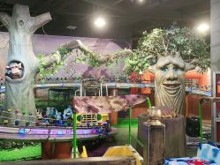 -卡通尼乐园(银泰店)
