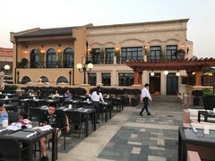 -WOLFGANG PUCK KITCHEN & BAR(迪士尼小镇店)
