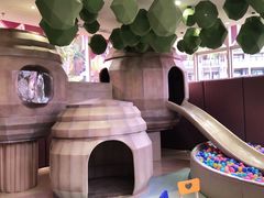 -水桶王国主题餐厅·聚会·生日派对·亲子活动·家庭套餐(亚龙湾希尔顿店)