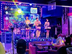 -Famous肥猫墨西哥音乐餐吧(五棵松华熙LIVE店)