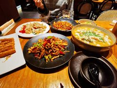 -十三式重庆江湖菜(金茂览秀城店)