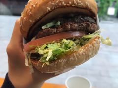 -The Habit Burger Grill 哈比特汉堡(复兴soho店)