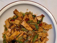 -老湘亲·品鉴湘菜(蔡塘爱琴海店)