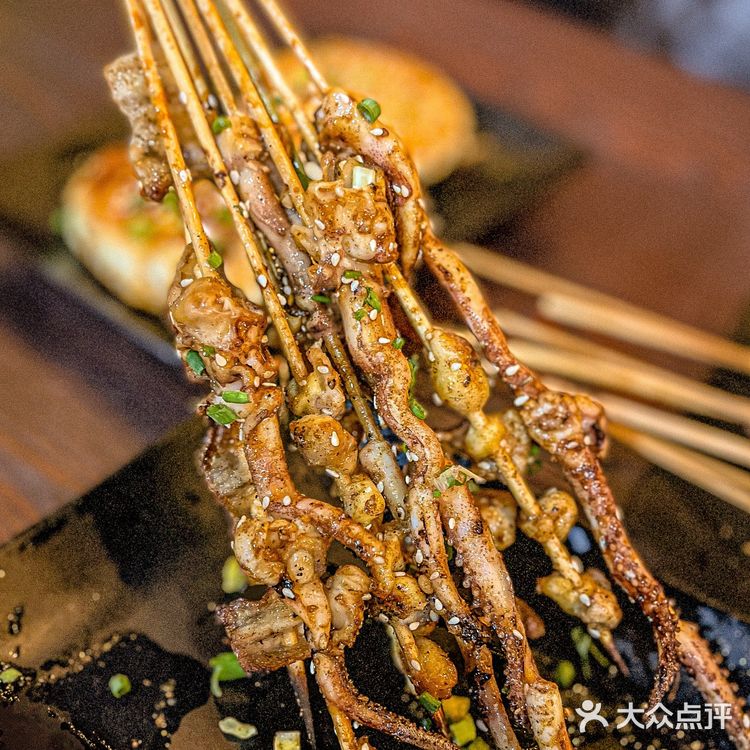 三亚美食｜来三亚旅游必吃的海边平价烧烤🦪