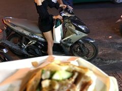 -Bánh Mì Huynh Hoa