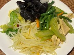 -清真吴记门钉肉饼·喜多利