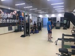 -琪航健身工作室(徐汇光大店)