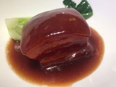 东坡肉-国际青年会议酒店-苏莱斯餐厅