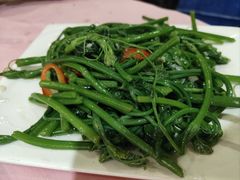 -粤北餐馆