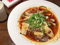 -成都你六姐·牛肉冒菜(城市集市合生汇店)