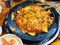 -城山辣炒黑猪肉