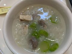 -万山楼海鲜酒家·二十三年老字号