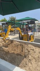 -季高兔窝窝亲子园(上海薰衣草公园店)