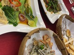 -云顶山庄·粤菜·农家菜(共和店)