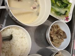 -苏州雏渐肥月嫂