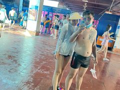 -欢乐水魔方水世界