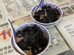 牛奶龟苓膏-恒信牛奶甜品(南京总店)