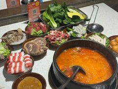 -贵府酸汤牛肉火锅·贵州老字号(飞山街店)