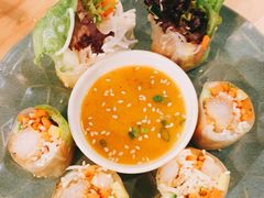 龙利鱼米纸卷-越美小馆·越南料理(曲江店)