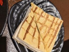 -曼听小寨海鲜烧烤·大连辣炒大王(盖州街店)