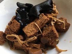 四季烤麸-旺顺阁鱼头泡饼(小红门店)