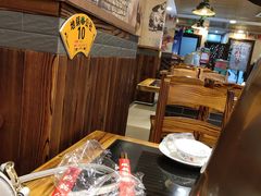 大堂-地锅公社·现炒地锅鸡·地锅鱼·夜宵(罗锦路店)