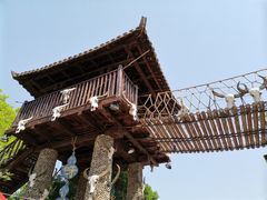 -呀路古热带植物园