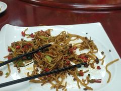 -新一家农家菜(华景新城店)