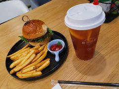 -龙治汉堡(中华城店)