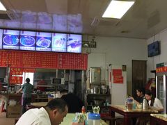 -香辉食馆(新兴路店)