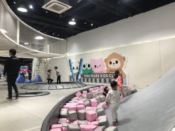 -MINI MARS KIDS CLUB亲子家庭中心(长宁天山店)