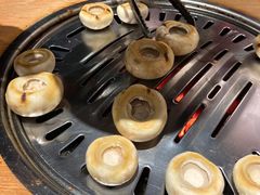 鲜口蘑-缸桶屋韩国料理·全程帮烤(泰禾店)