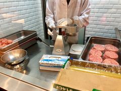 -The Habit Burger Grill 哈比特汉堡(爱琴海店)