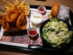 -The Habit Burger Grill 哈比特汉堡(复兴soho店)