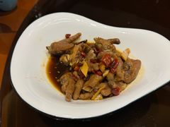 -魏铭鱼头捞饭(晋阳路店)