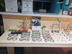 -Trend1881视光·蔡司视觉(领展广场店)