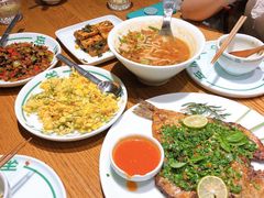 -一坐一忘云南菜(嘉里中心店)