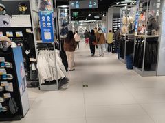 -迪卡侬(环球港店)