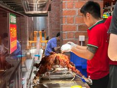 -养牛邓·潮汕牛肉海鲜自助火锅(广州店)