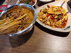 -肖四女乐山跷脚牛肉(世博源店)