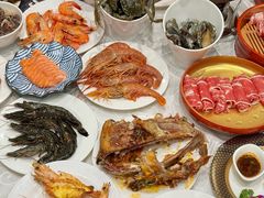 -金马门国际美食百汇(珞喻路店)