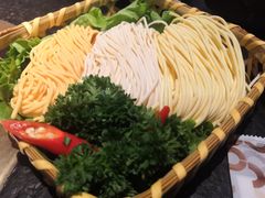 三色火锅面-湊湊火锅·茶憩(新中关购物中心店)