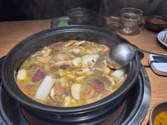 -一朵菌·野生菌探索家火锅(南亚店)