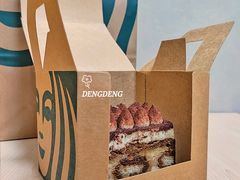 星巴克咖啡提拉米苏蛋糕-星巴克臻选(西安钟楼店)