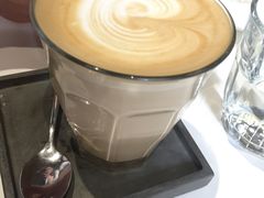 -UNI UNI(环亚凯瑟琳店)