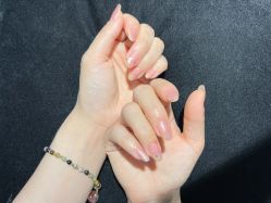 -悦指间美甲美睫
