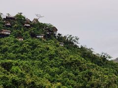 -三亚亚龙湾人间天堂鸟巢度假村