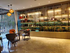 -杭州西湖湖滨银泰亚朵酒店