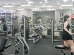 -美航国际健身(北京华联店)