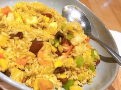 大叻经典菠萝海鲜炒饭-米纸越南小馆(金鹰世界店)